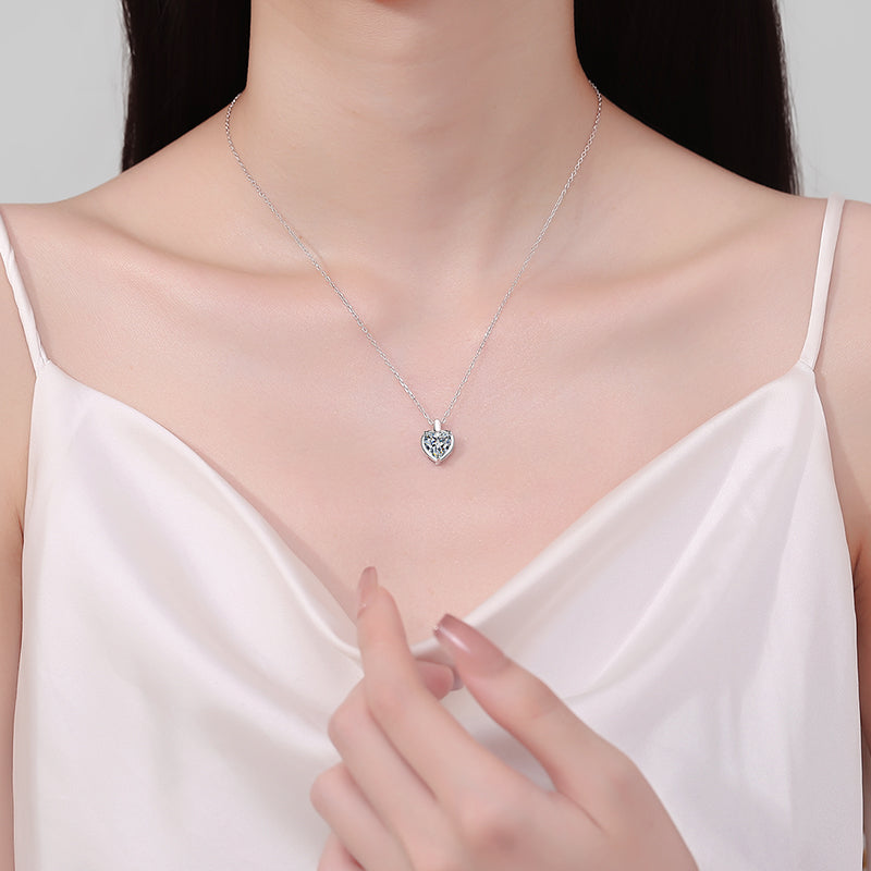 The Heart Shape Necklace